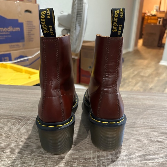 Dr. Martens Clemency Leather Heeled Lace Up Boots US Women's 6 - Picture 4 of 9
